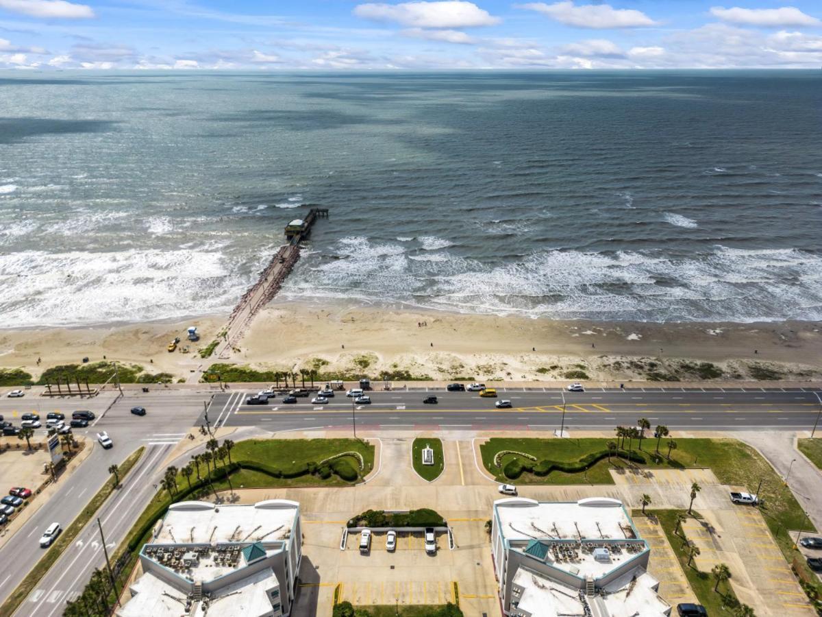 Oceanfront Condo Heated Pool Walk To Beach Views Galveston Exterior photo