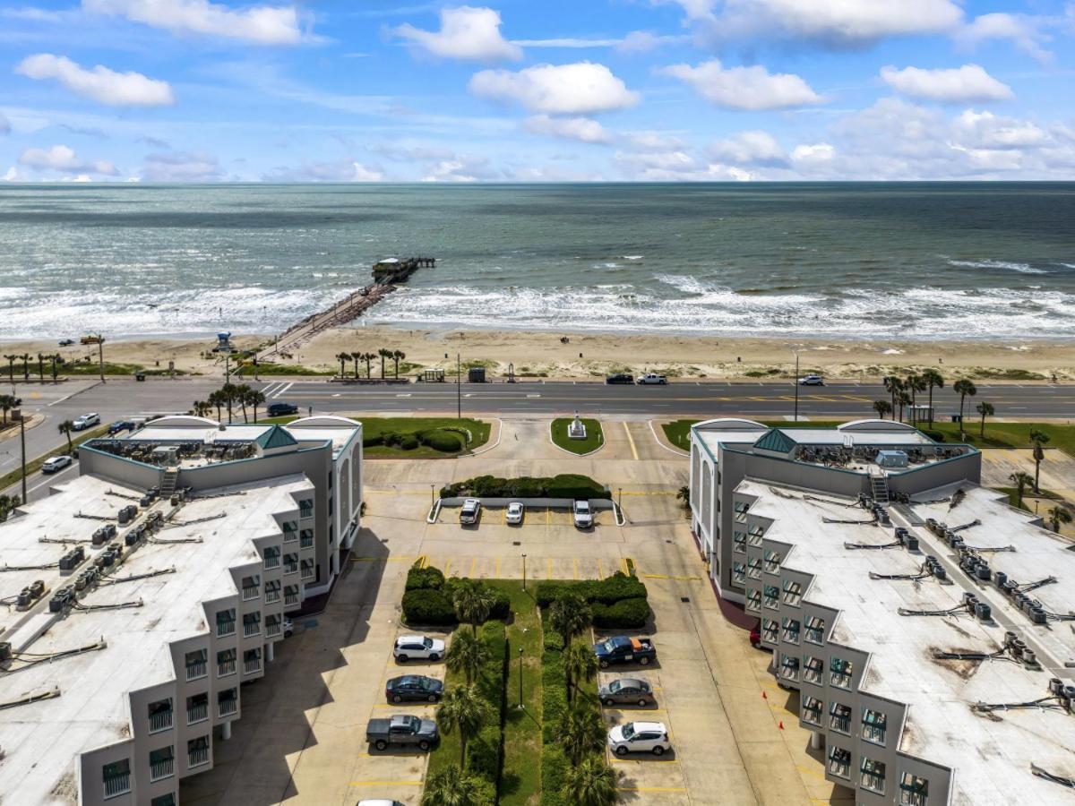 Oceanfront Condo Heated Pool Walk To Beach Views Galveston Exterior photo