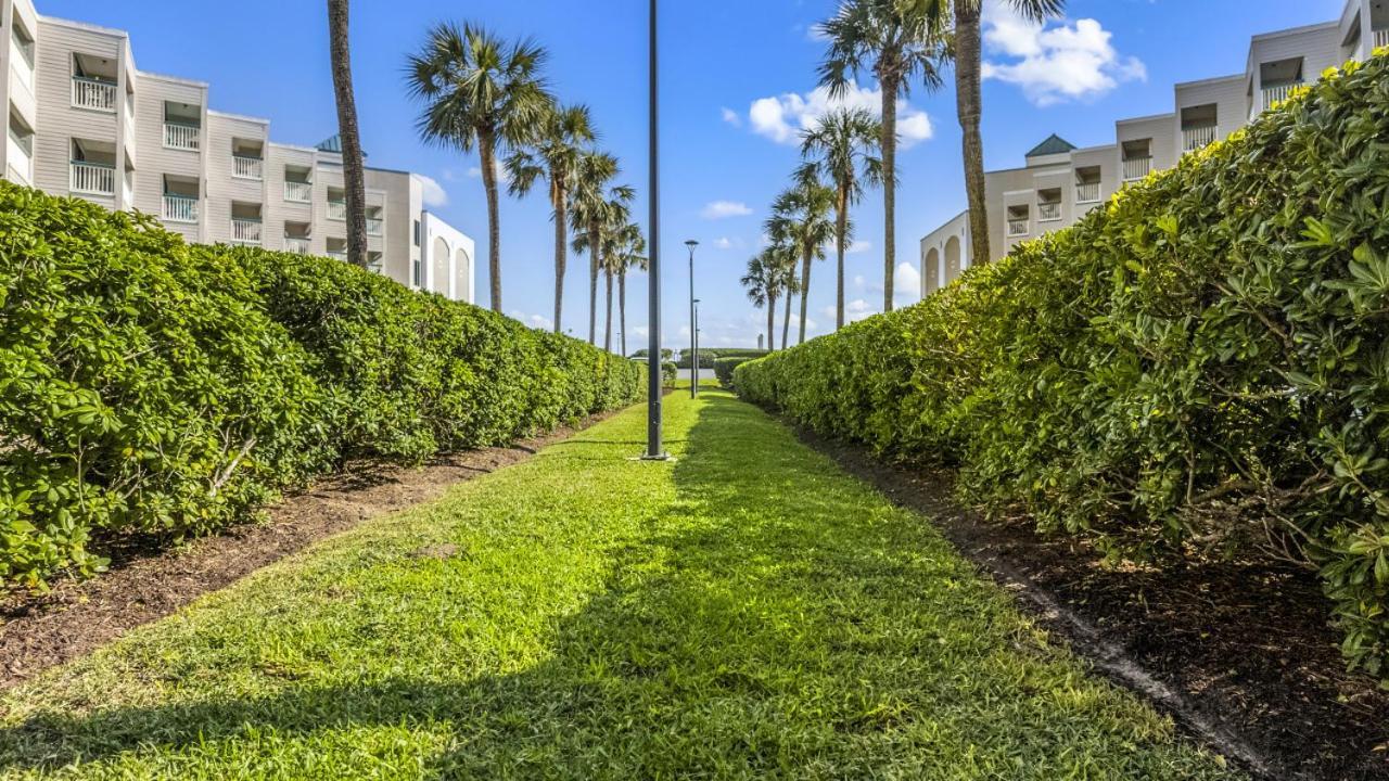 Oceanfront Condo Heated Pool Walk To Beach Views Galveston Exterior photo