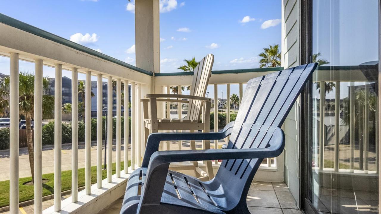 Oceanfront Condo Heated Pool Walk To Beach Views Galveston Exterior photo